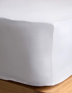 Egyptian Cotton 230 Thread Count Crisp Fitted Sheet