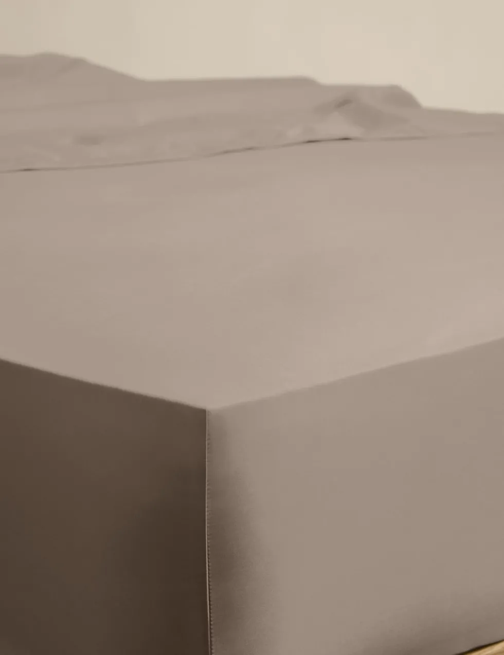 Egyptian Cotton 230 Thread Count Fitted Sheet