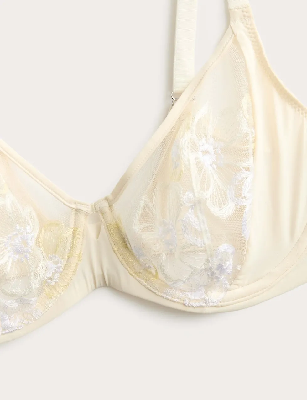 Embrace Embroidered Wired Full Cup Bra A-E