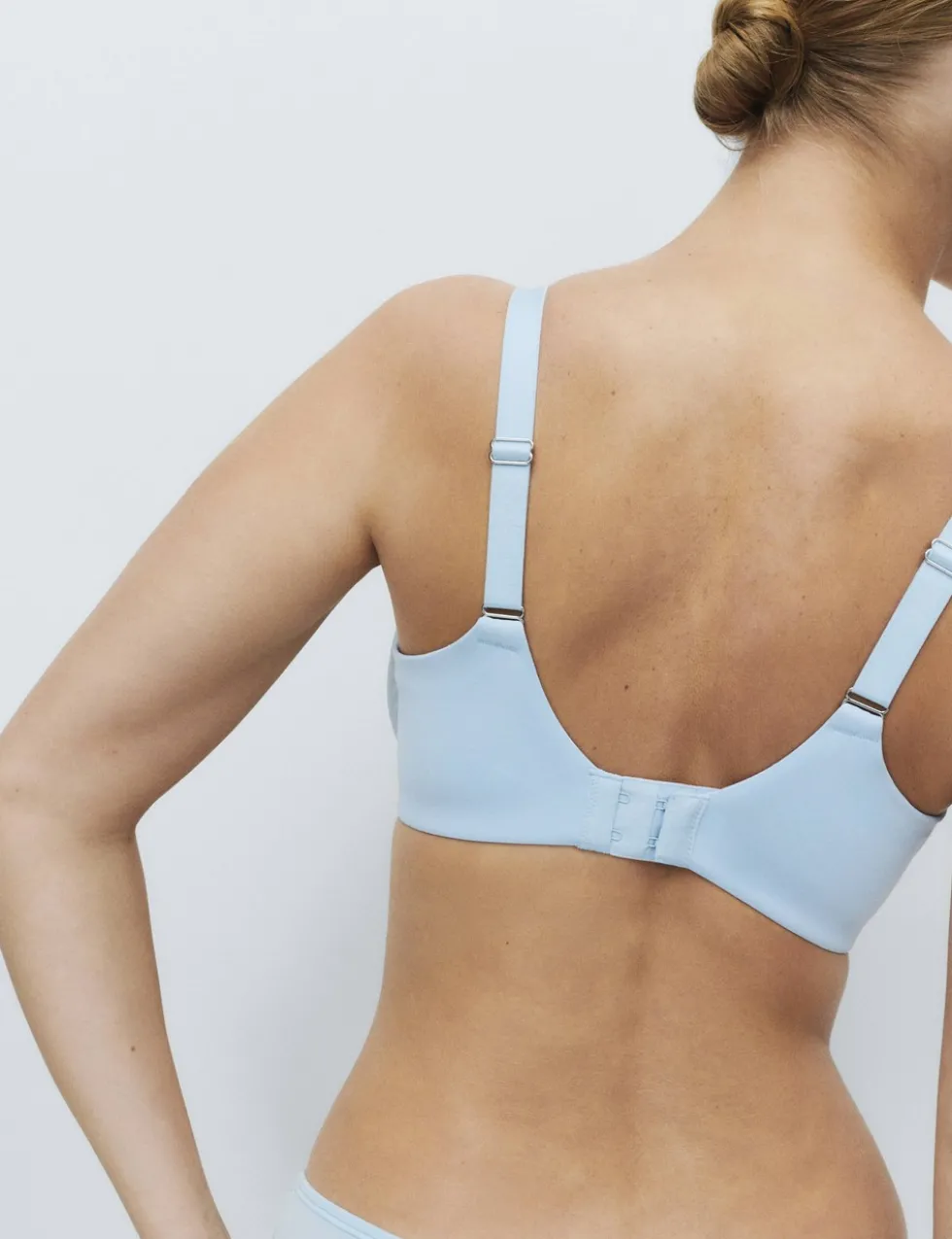 Embrace Wired Extra Support Bra F-J
