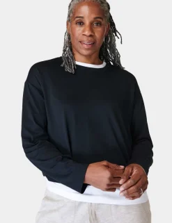 Essential Crew Neck Crop Top