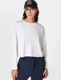 Essential Crew Neck Crop Top