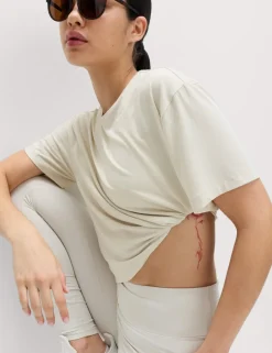 Essential Round Neck Boxy T-Shirt