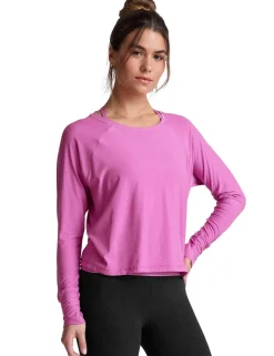 Featherweight Daydreamer Crew Neck Yoga Top