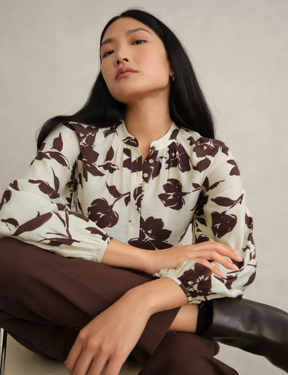 Floral Crew Neck Button Detail Blouse