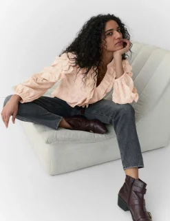 Floral Jacquard Ruffle Blouse