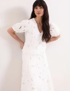 Floral Lace V-Neck Puff Sleeve Blouse