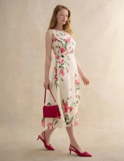 Floral Round Neck Knee Length Skater Dress