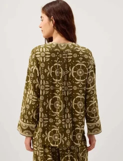 Floral V-Neck Pintuck Top