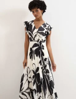 Floral V-Neck Pleated Maxi Skater Dress