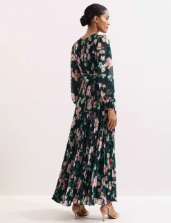 Floral V-Neck Pleated Maxi Tea Dress