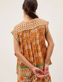 Floral V-Neck Tassel Top