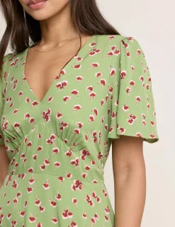 Foral V-Neck Midi Skater Dress