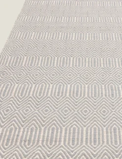 Geo Diamond Rug