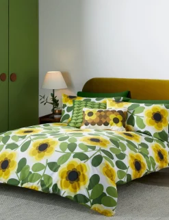 Giant Water Lily Reversible Bedding Set