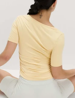 Go Balance Scoop Neck Ruched Fitted Top