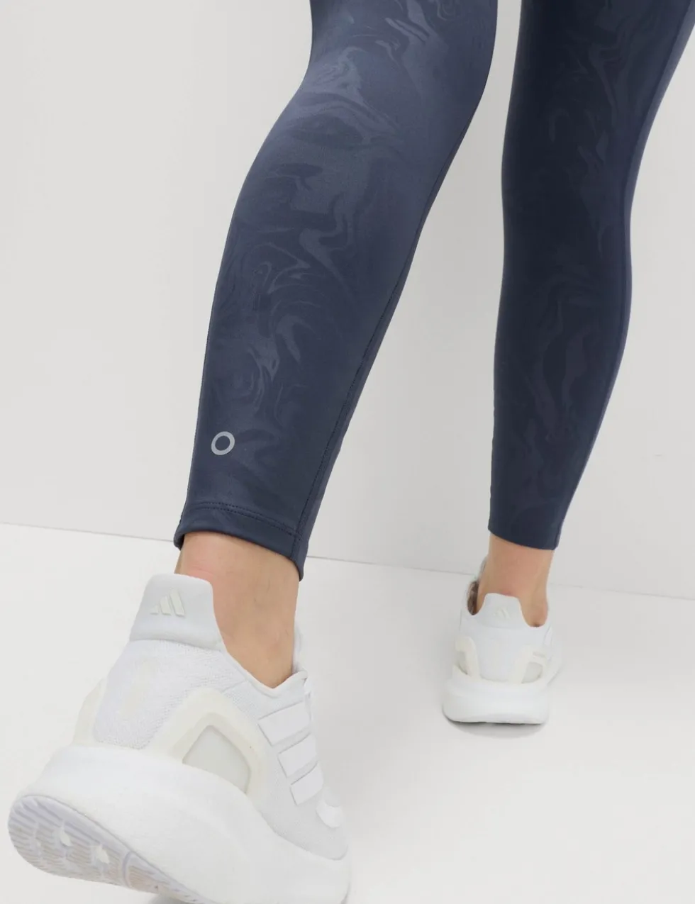 Go Move Cool Comfort™ Embossed High Waisted Gym Leggings