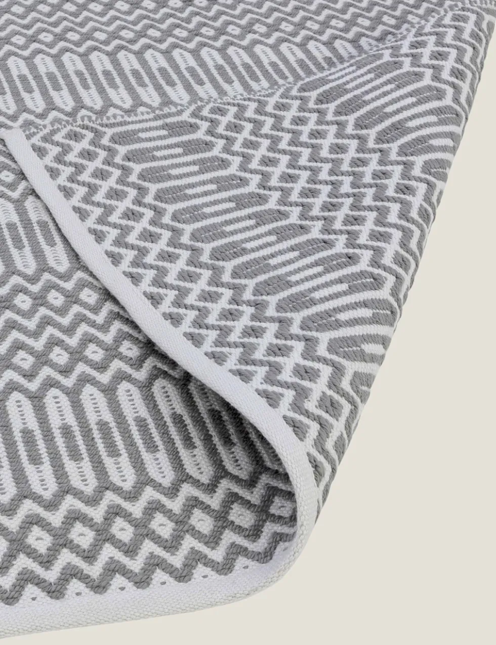 Halsey Geometric Indoor & Outdoor Runner