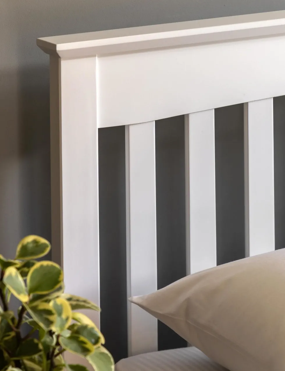 Hastings Bed