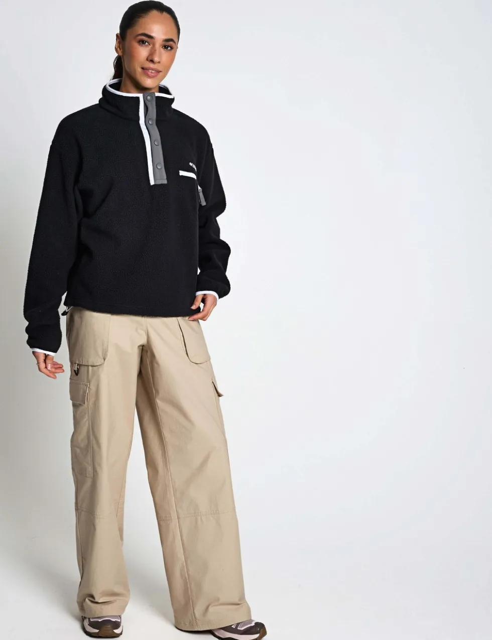 Helvetia Funnel Neck Fleece Sweatshirt