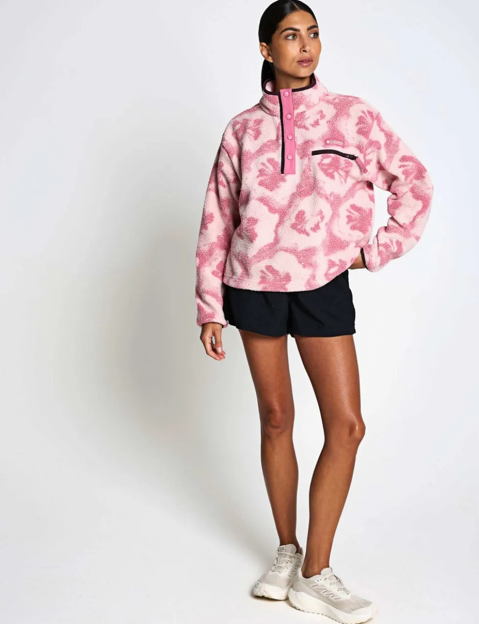 Helvetia Funnel Neck Fleece Sweatshirt