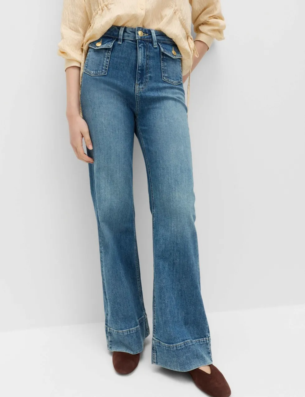 High Waisted Patch Pocket Flared Jeans