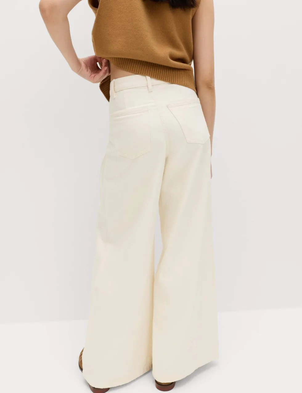 High Waisted Pleated Palazzo Jeans