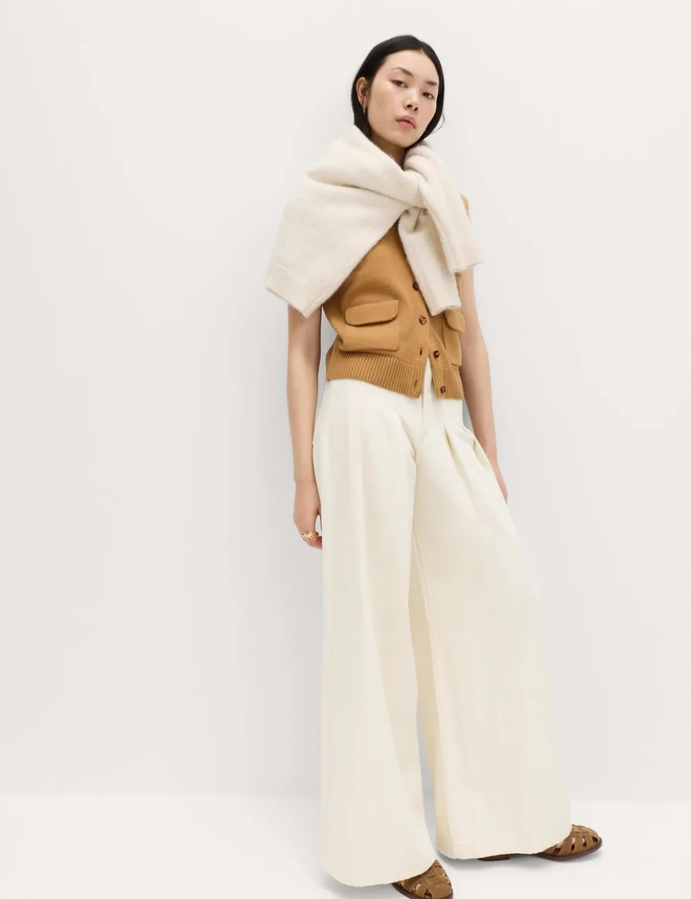 High Waisted Pleated Palazzo Jeans