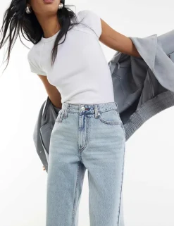 High Waisted Relaxed Straight Leg Jeans