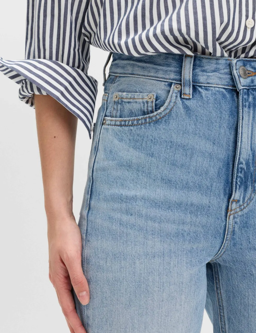 High Waisted Relaxed Straight Jeans