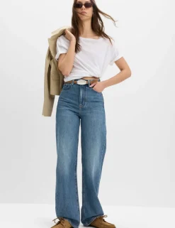 High Waisted Relaxed Straight Jeans