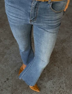 High Waisted Scallop Pocket Flared Jeans