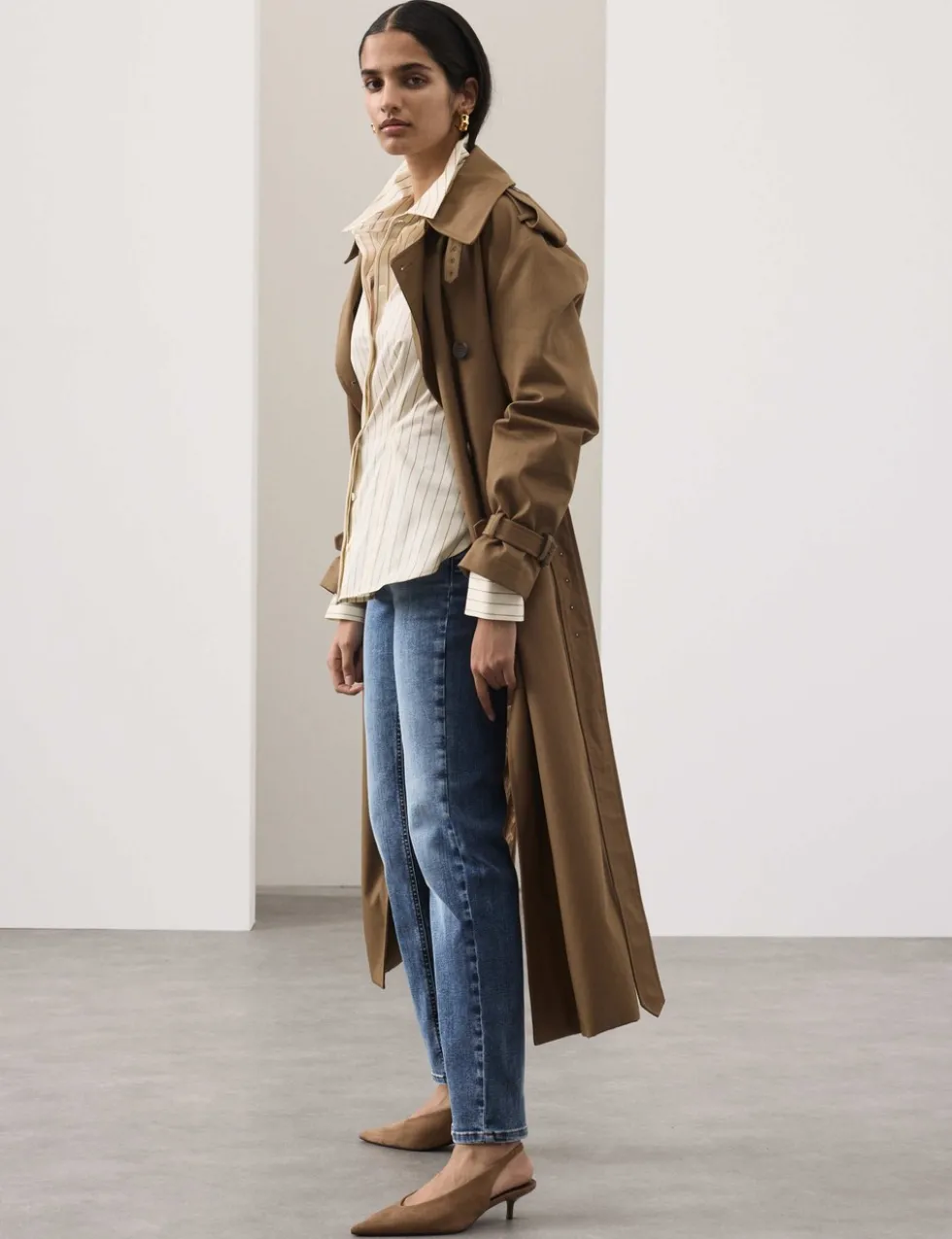 High Waisted Straight Leg Jeans