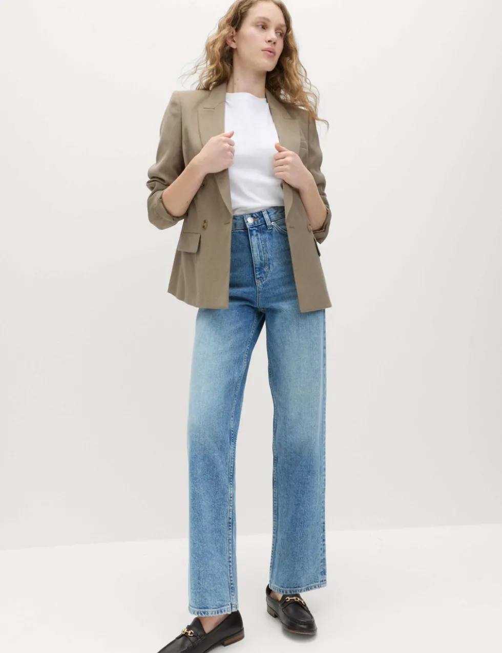 High Waisted Straight Leg Jeans