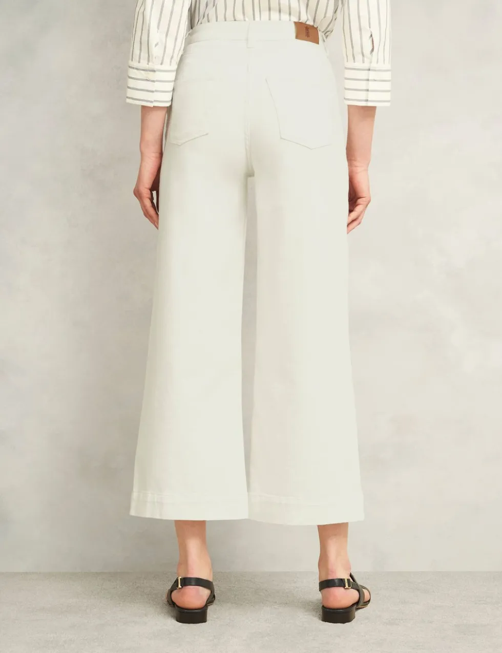 High Waisted Wide Leg Cropped Jeans