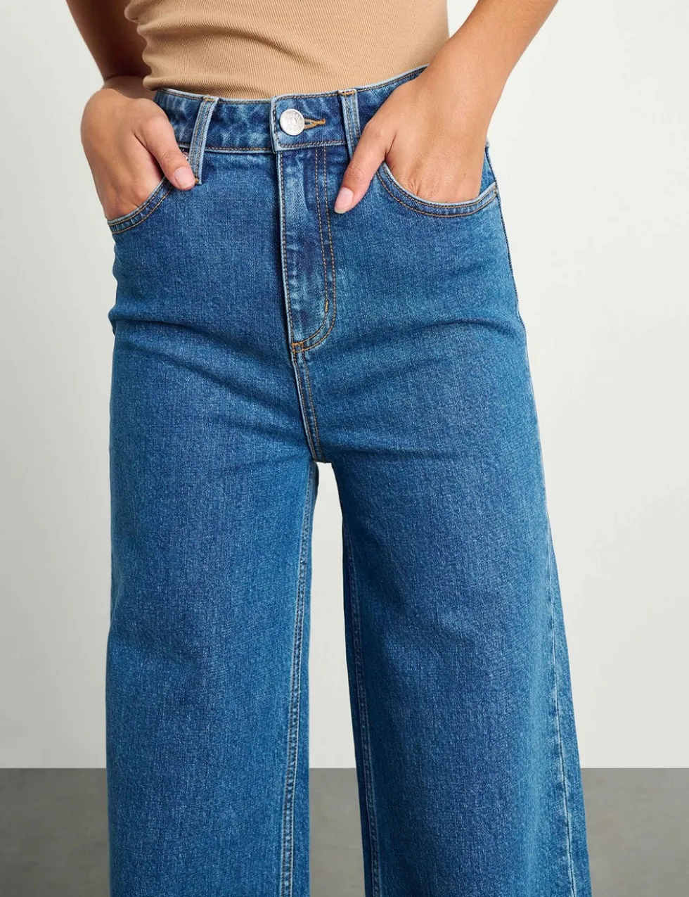 High Waisted Wide Leg Jeans