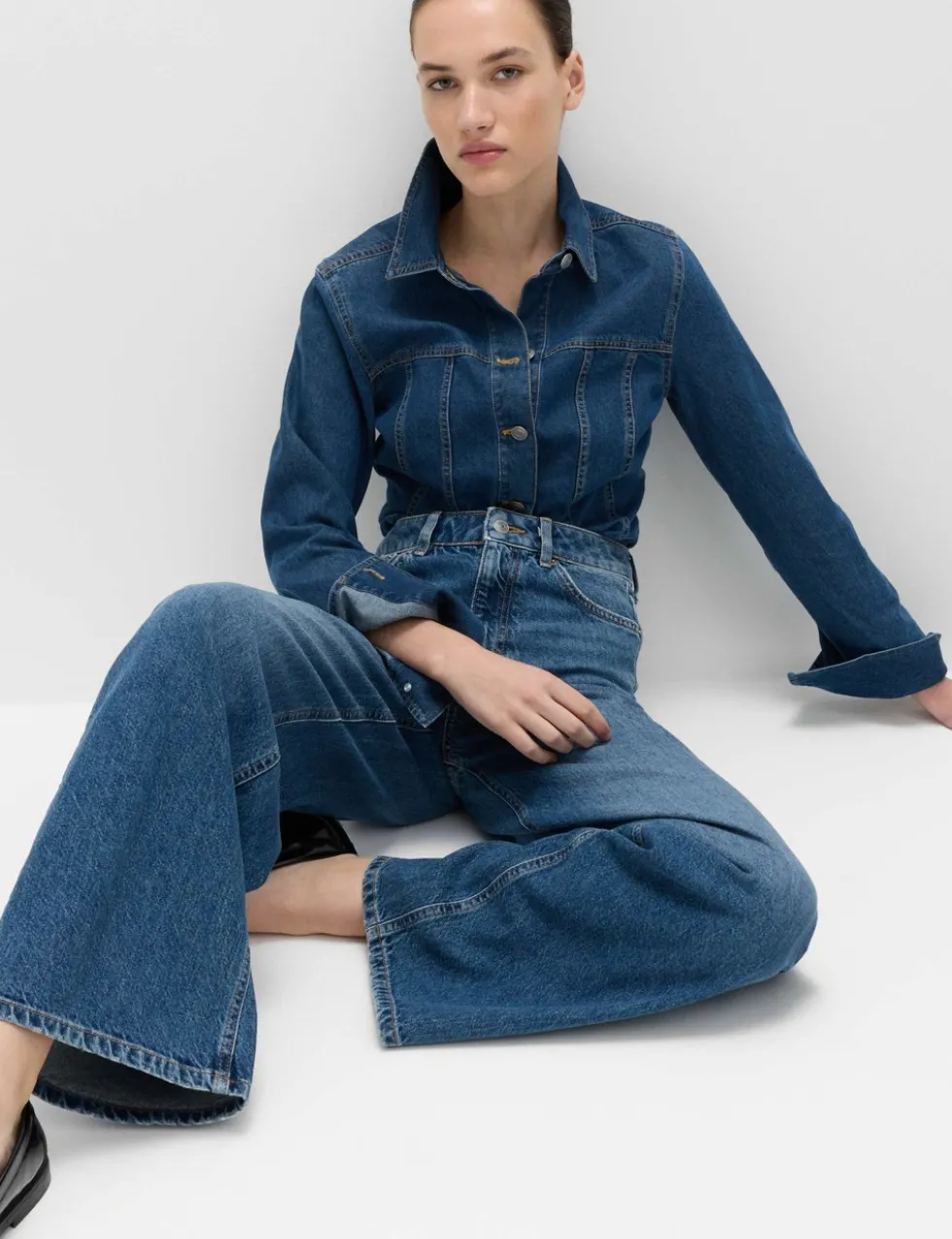 High Waisted Wide Leg Jeans