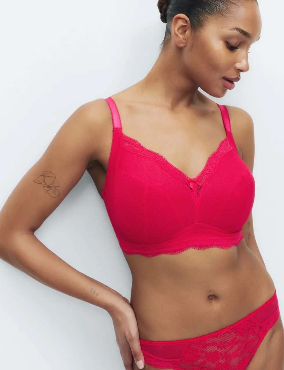 Jasmine Lace Trim Non Wired Bralette F+