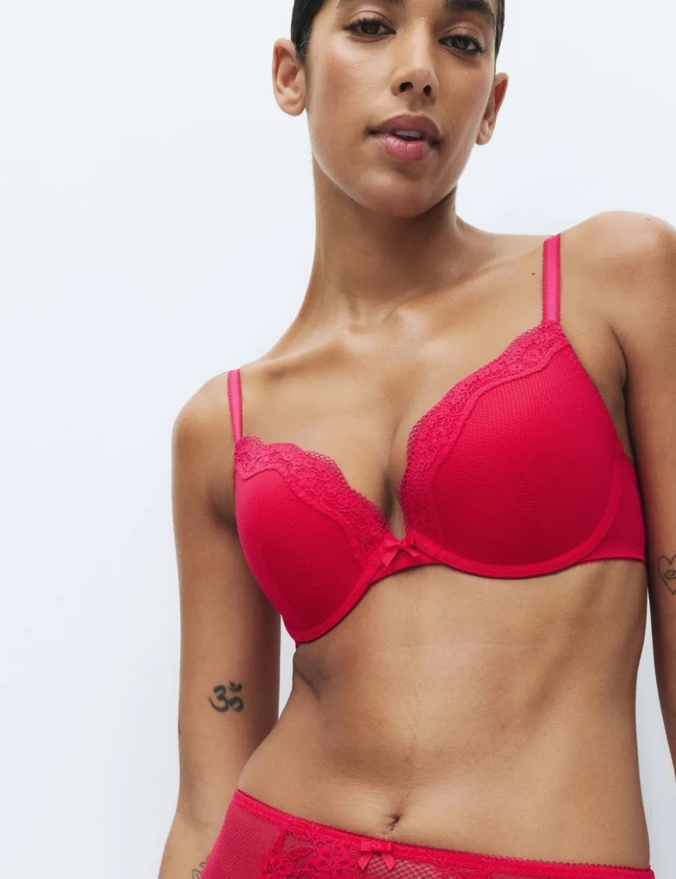 Jasmine Lace Wired Push Up Plunge Bra (A-E)