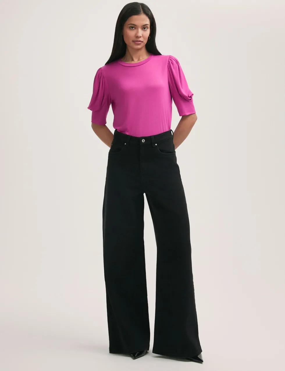 Jersey Draped Gathered Puff Sleeve Top