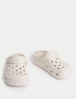 Kids' Clogs (4 Small - 7 Large)
