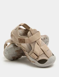 Kids' Closed Toe Trekkers (4 Small - 2 Large)