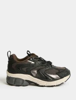 Kids' Freshfeet™ Toggle Runner Trainers (4 Small - 7 Large)