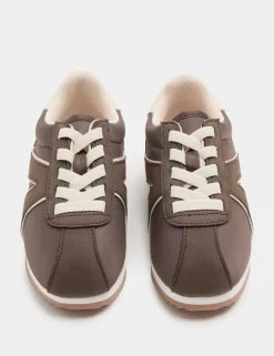 Kids’ Retro Trainers (4 Small-7 Large)