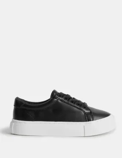 Kids' Trainers (4 Small - 7 Large)
