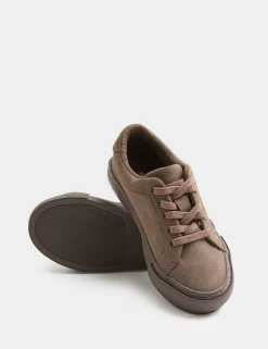 Kids' Trainers (4 Small - 7 Large)