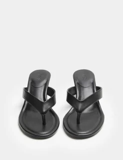 Kitten Heel Toe Post Sandals