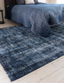 Kuza Abstract Woven Rug