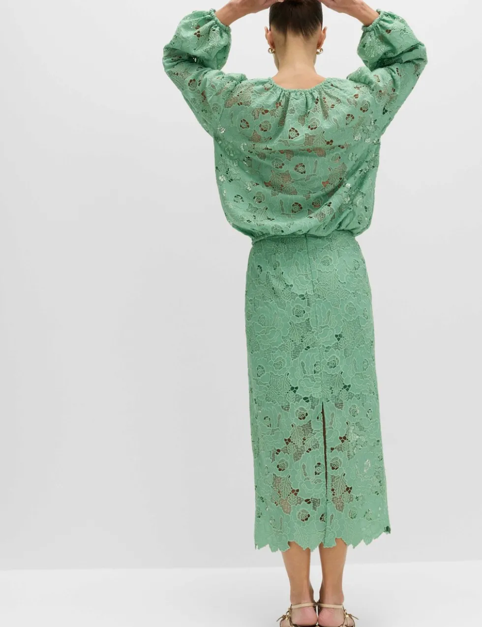 Lace Cutwork Detail Midi Pencil Skirt