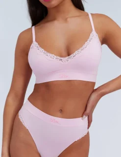 Lace Seamless Non Wired Bralette